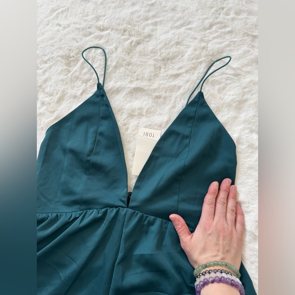 NWT Tobi Deep Teal Satin Romper - Picture 3 of 5